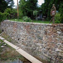 Oprava kamenné zdi Vyšný
